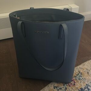 Large Michael Kors tote